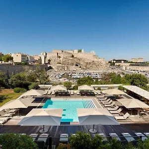 Radisson Blu Vieux Port Отель